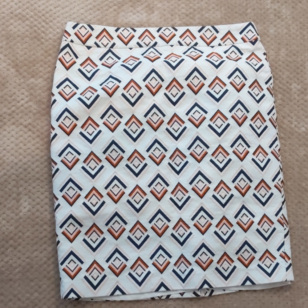 Ann Taylor Pencil skirt